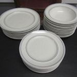 673 2200 DINNERWARE